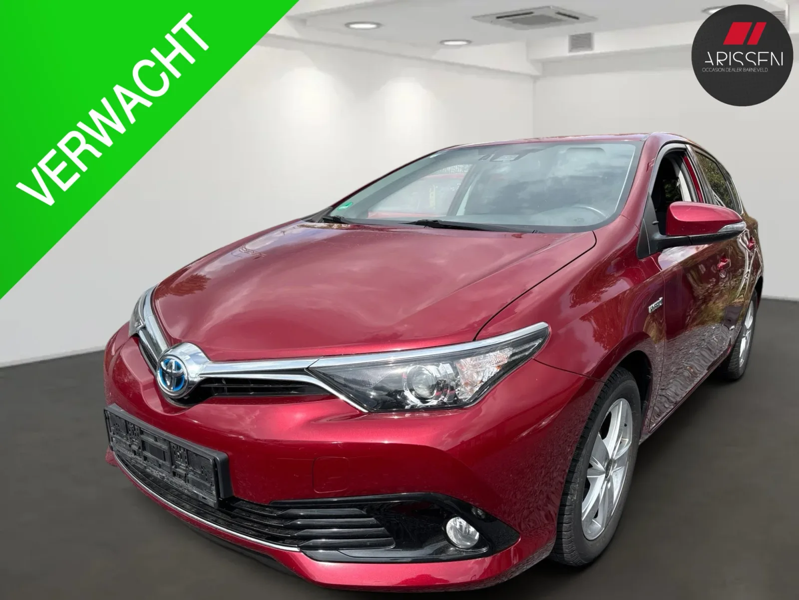 Toyota Auris (2017) — foto 1