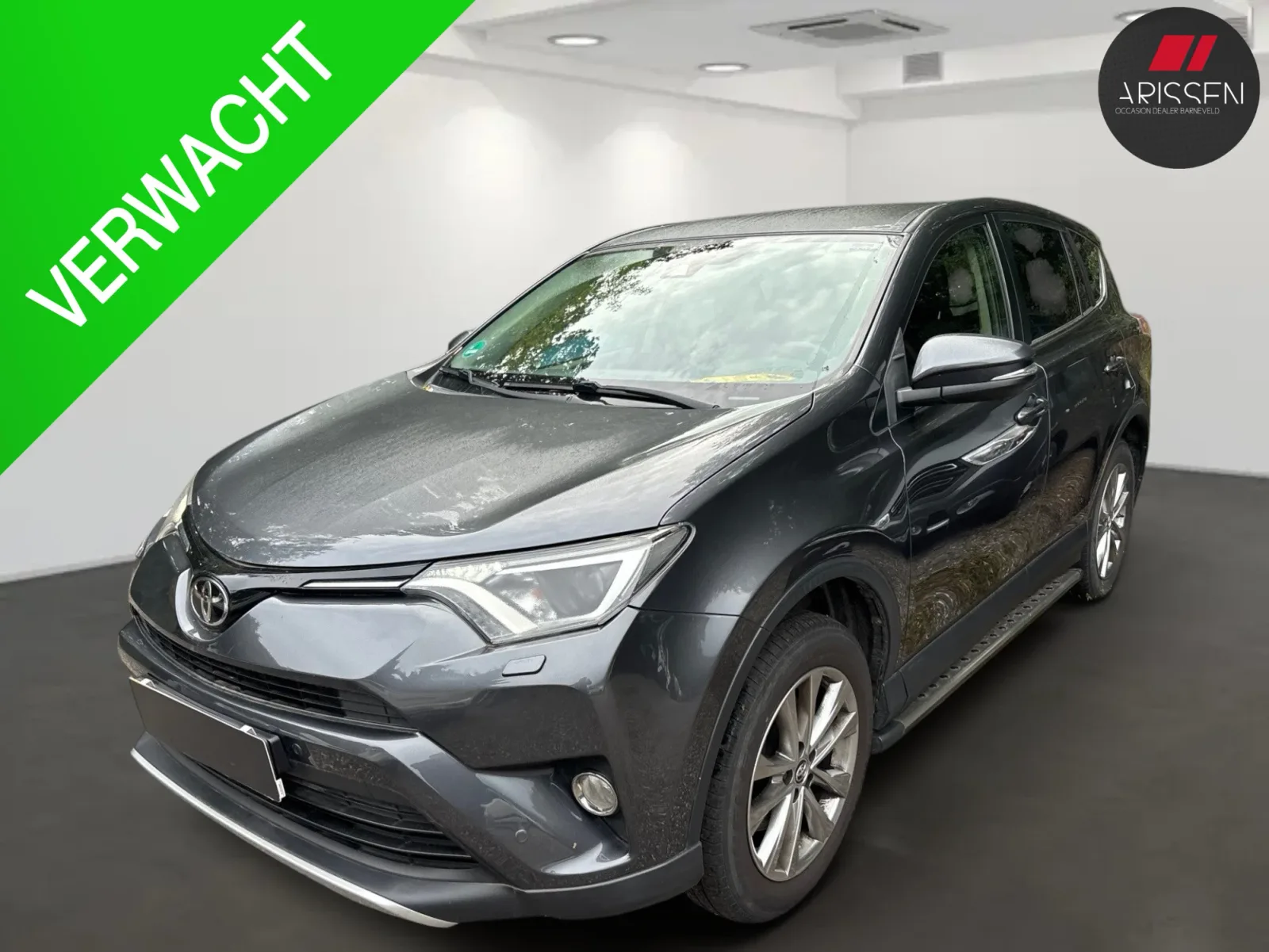 Toyota RAV4 (2017) — foto 1