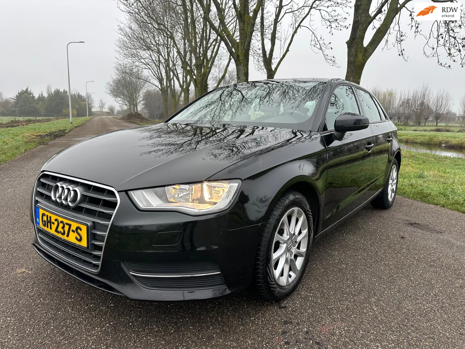 Audi A3 (2015) — foto 1