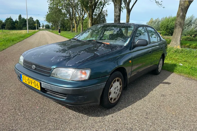 Toyota Carina E (1992)