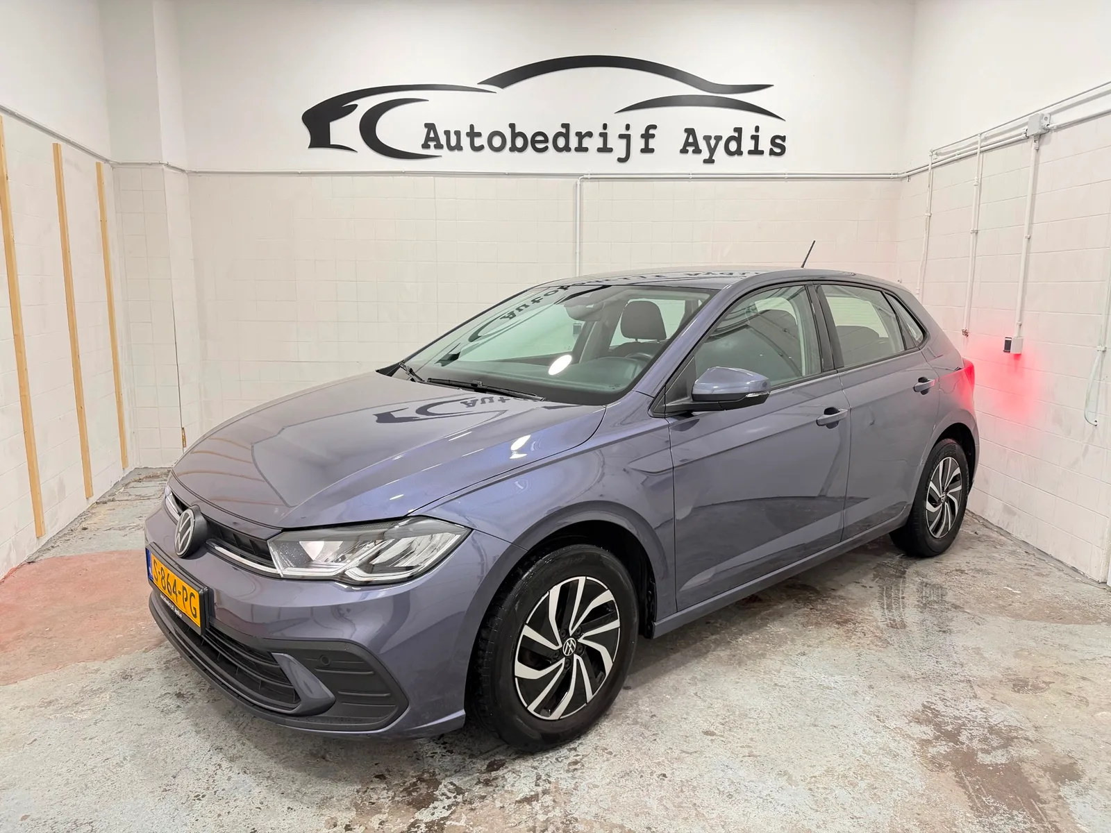 Volkswagen Polo (2023) — foto 1