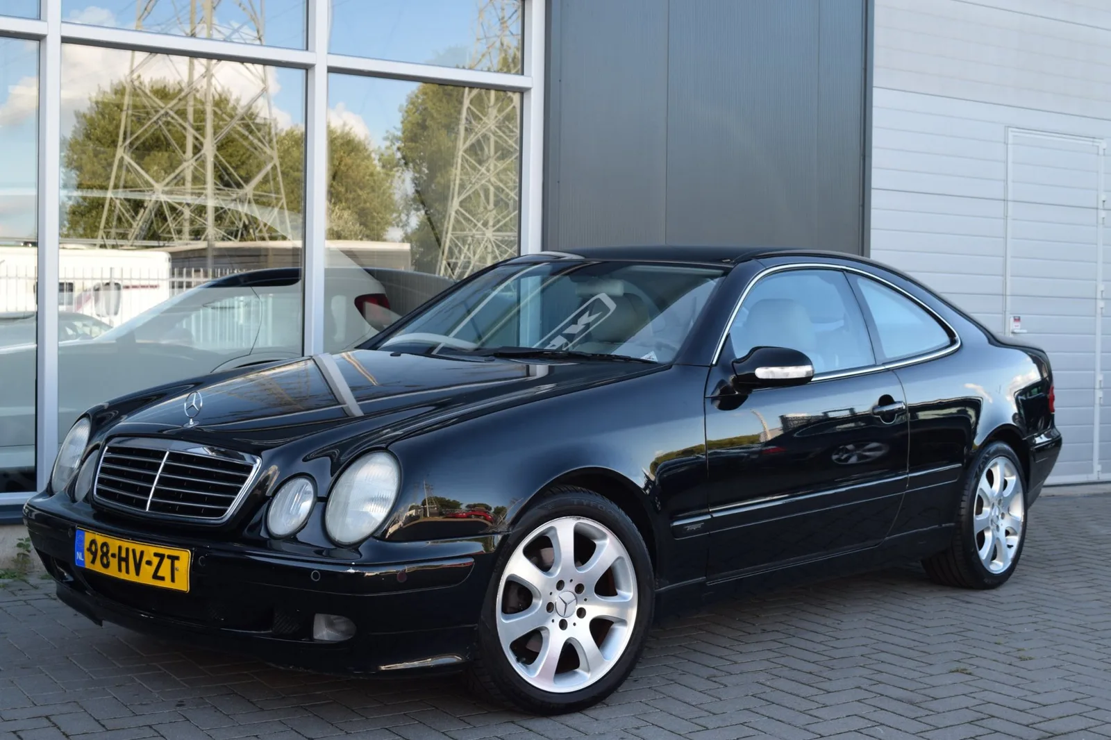 Mercedes-Benz CLK-Klasse (2002) — foto 1