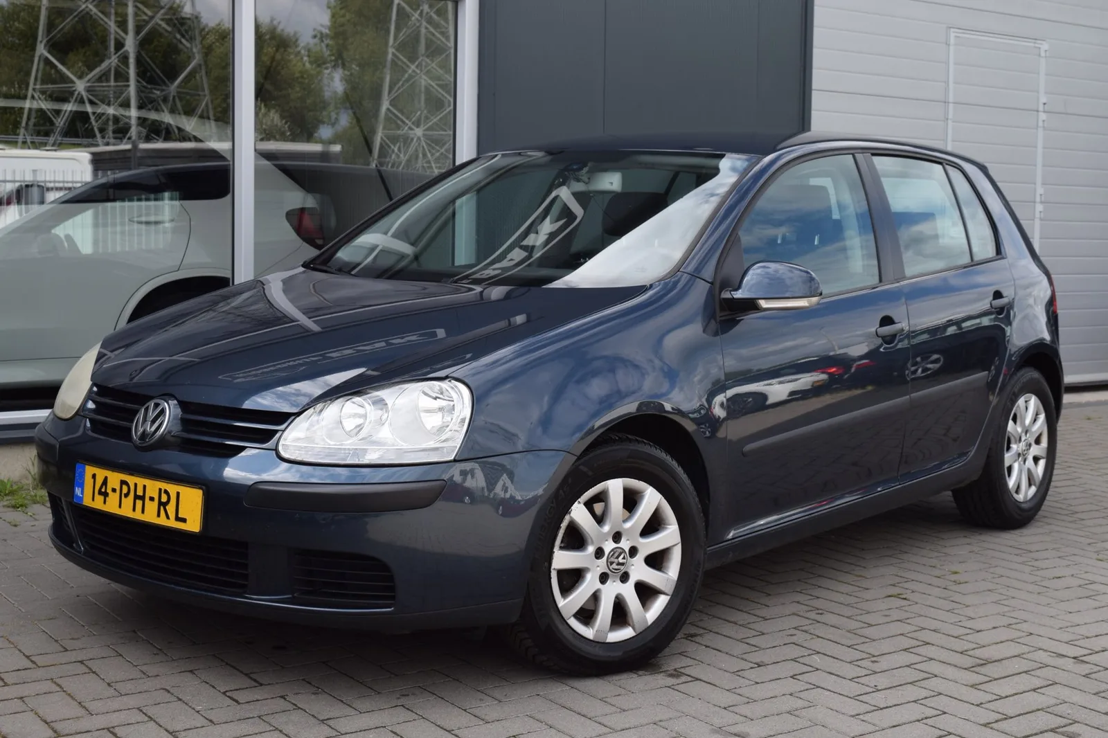 Volkswagen Golf (2004) — foto 1