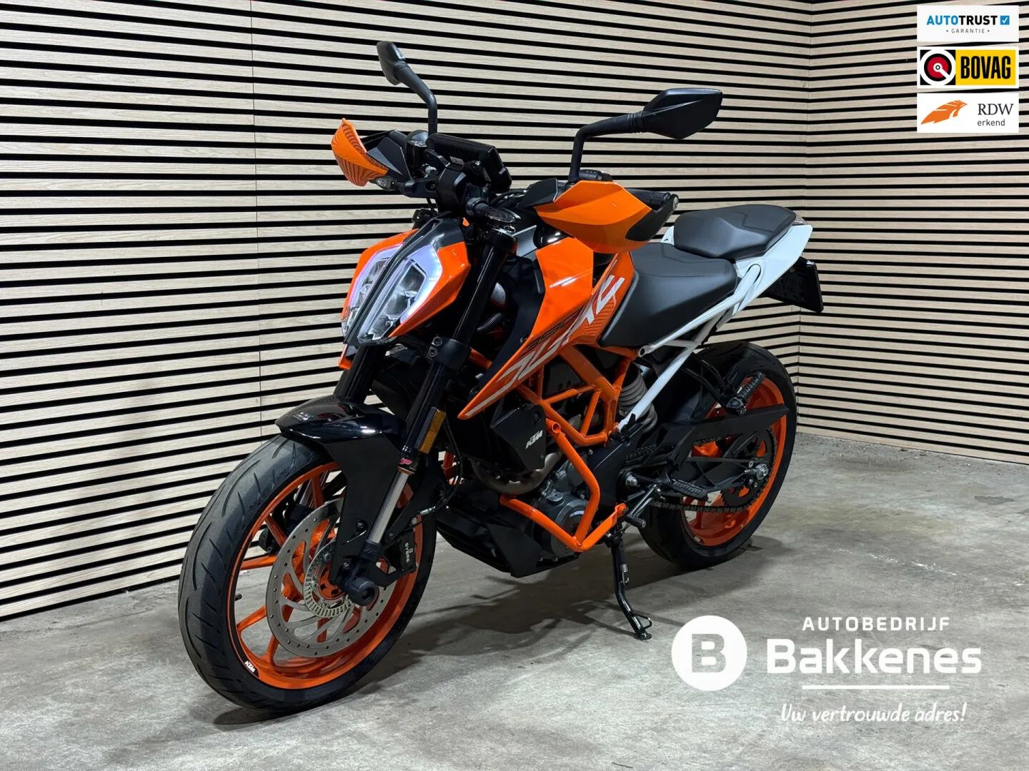 KTM 390 Duke (2017) — foto 1