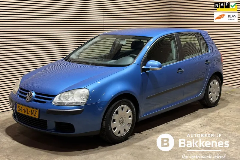 Volkswagen Golf (2003)