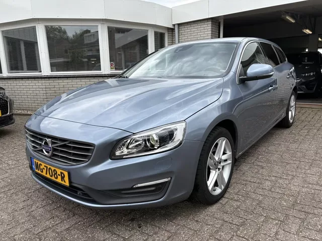 Volvo V60 (2017) — foto 1