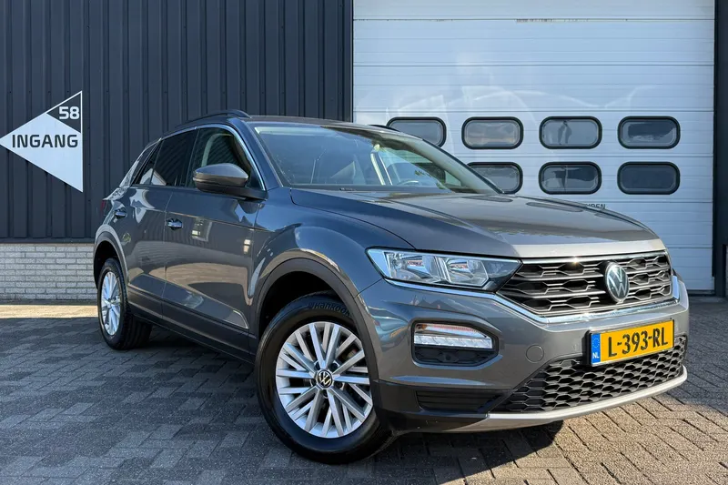 Volkswagen T-Roc (2021)