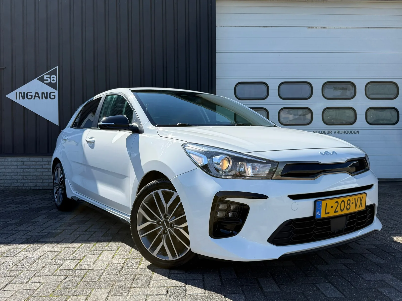 Kia Rio (2021) — foto 1