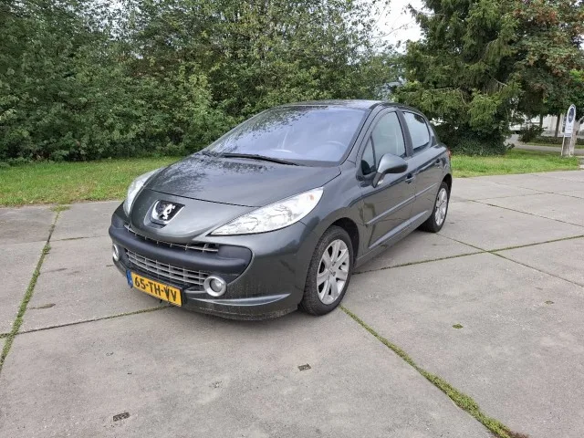 Peugeot 207 (2006) — foto 1