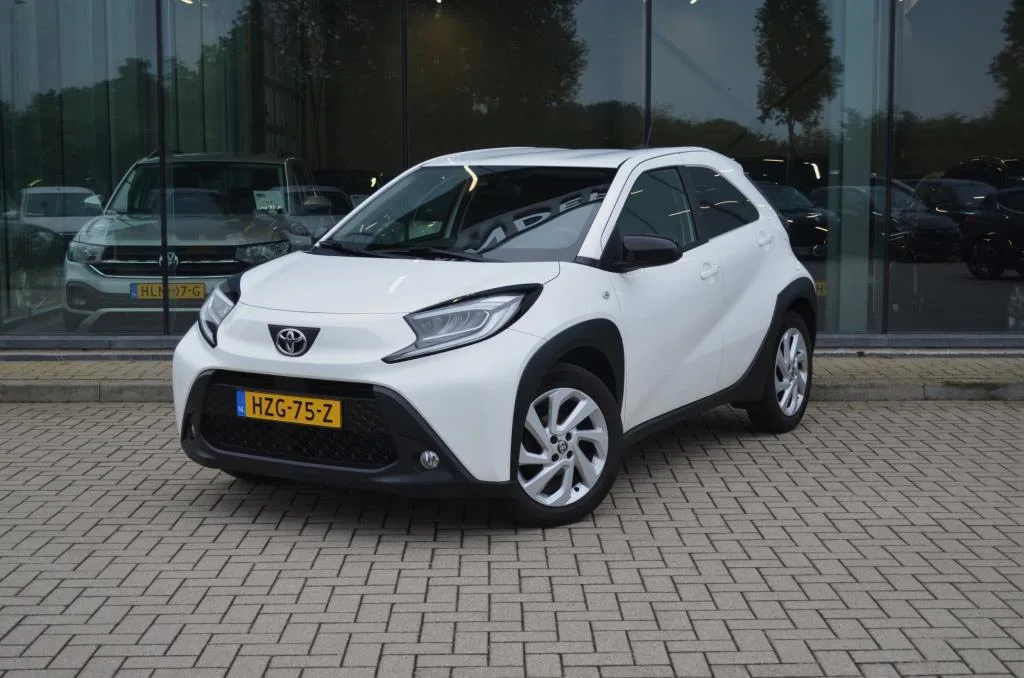 Toyota Aygo X (2022) — foto 1