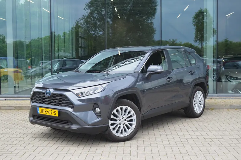 Toyota RAV4 (2021)
