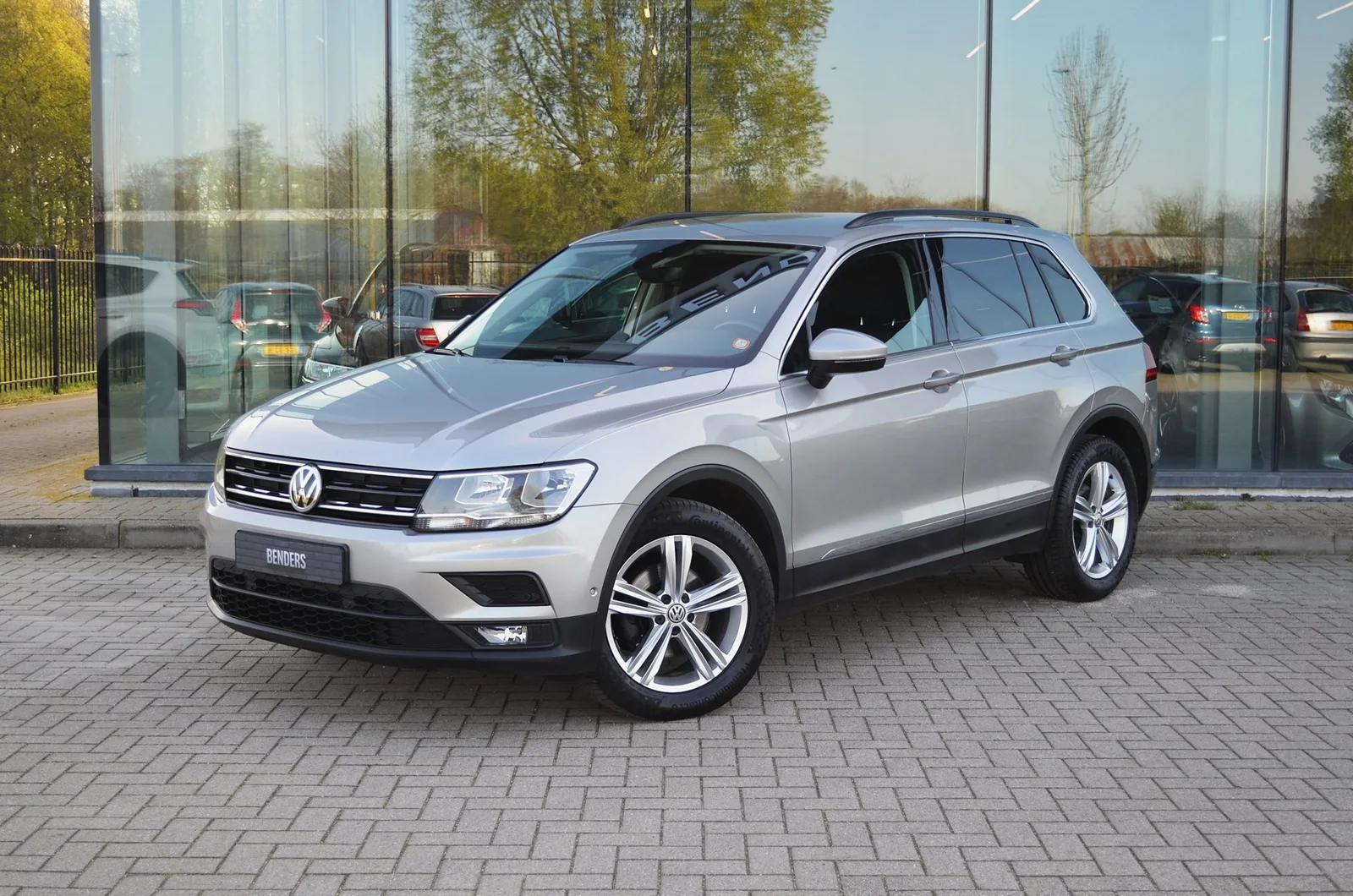 Volkswagen Tiguan (2019) — foto 1