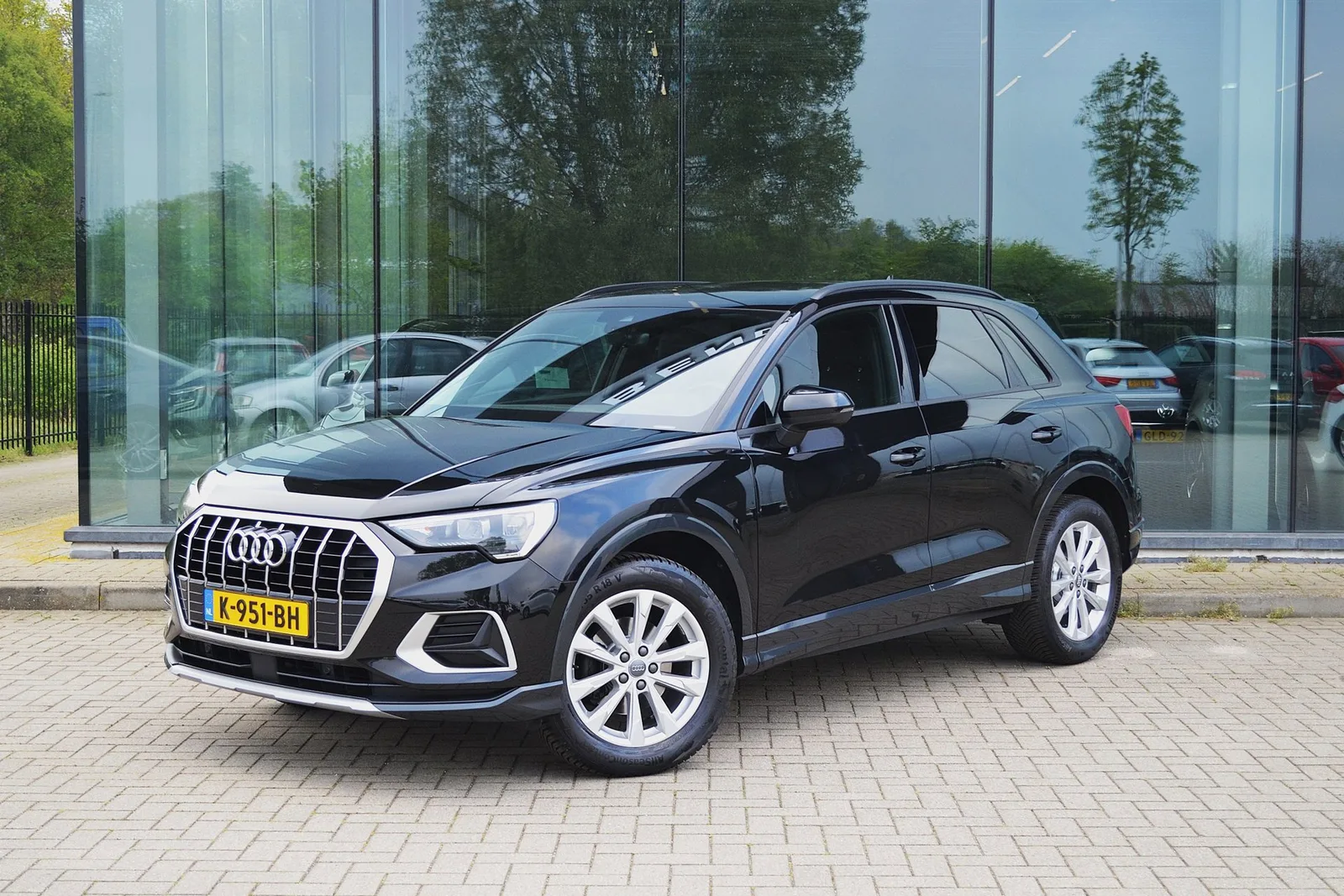 Audi Q3 (2020) — foto 1