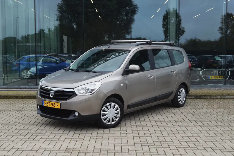 Dacia Lodgy (2013)