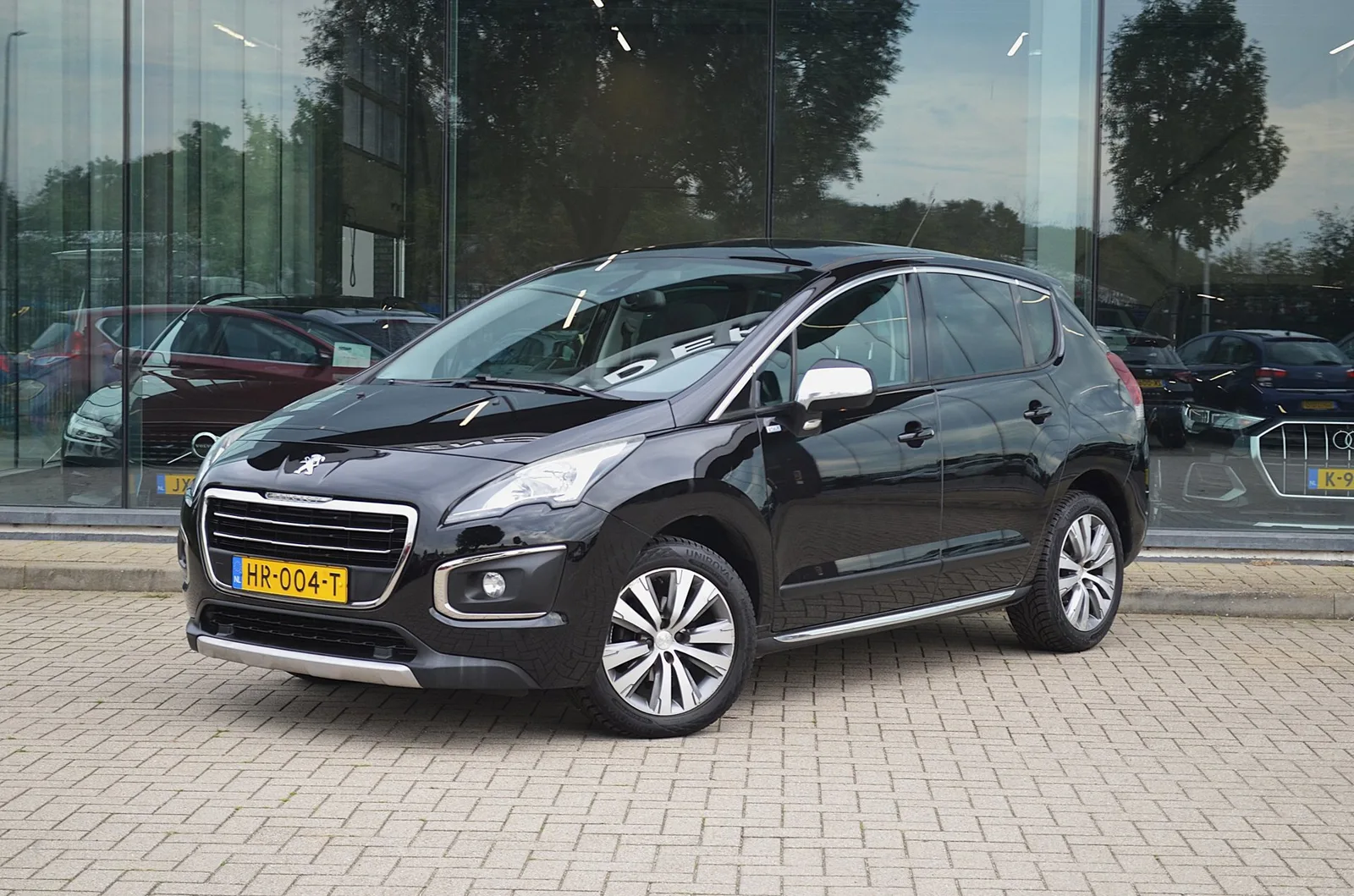 Peugeot 3008 (2016) — foto 1