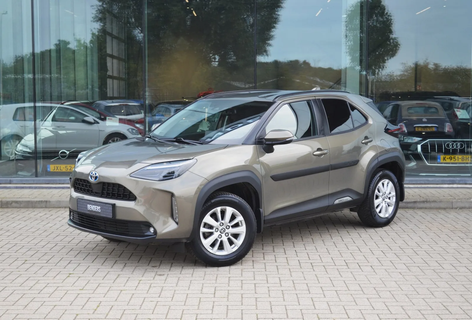 Toyota Yaris Cross (2023) — foto 1