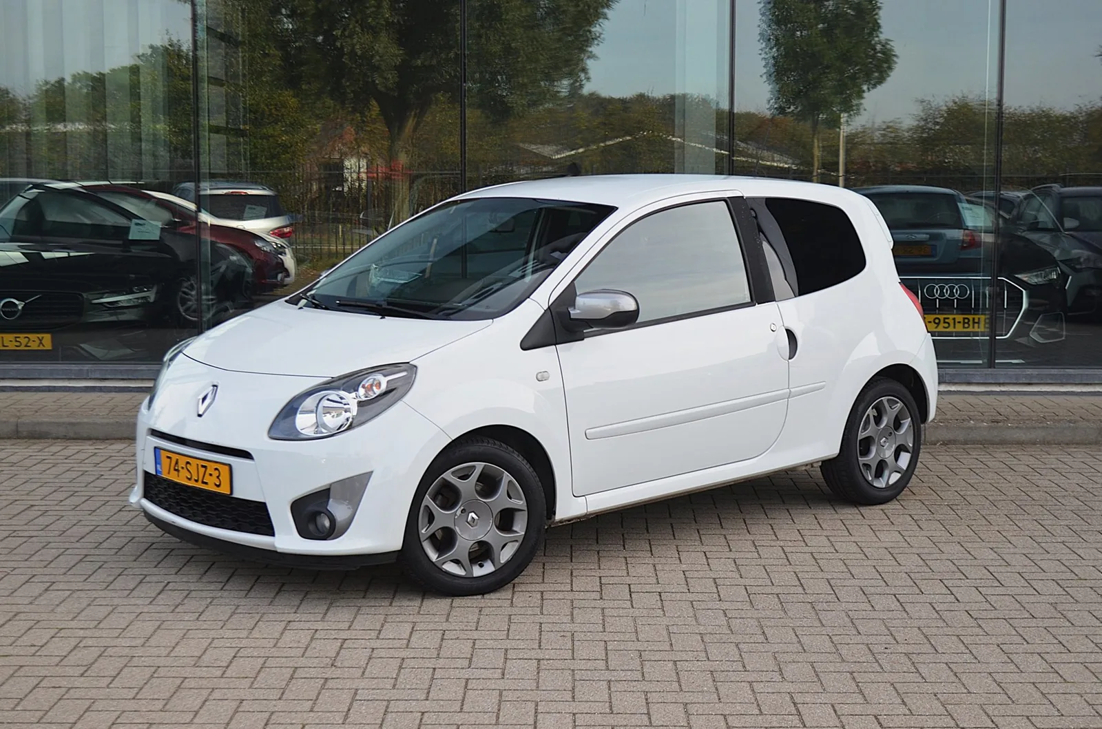 Renault Twingo (2011) — foto 1