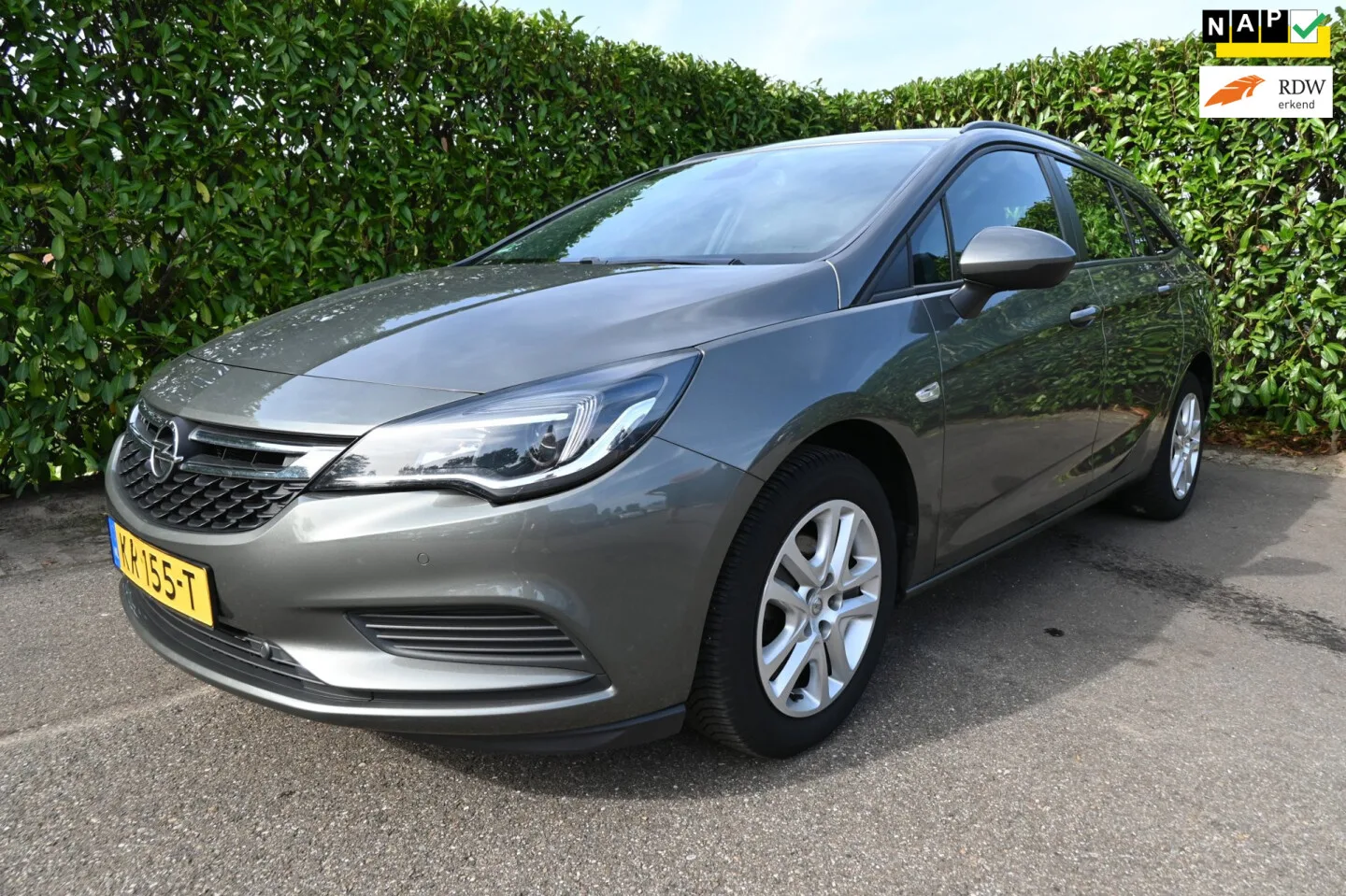 Opel Astra (2016) — foto 1