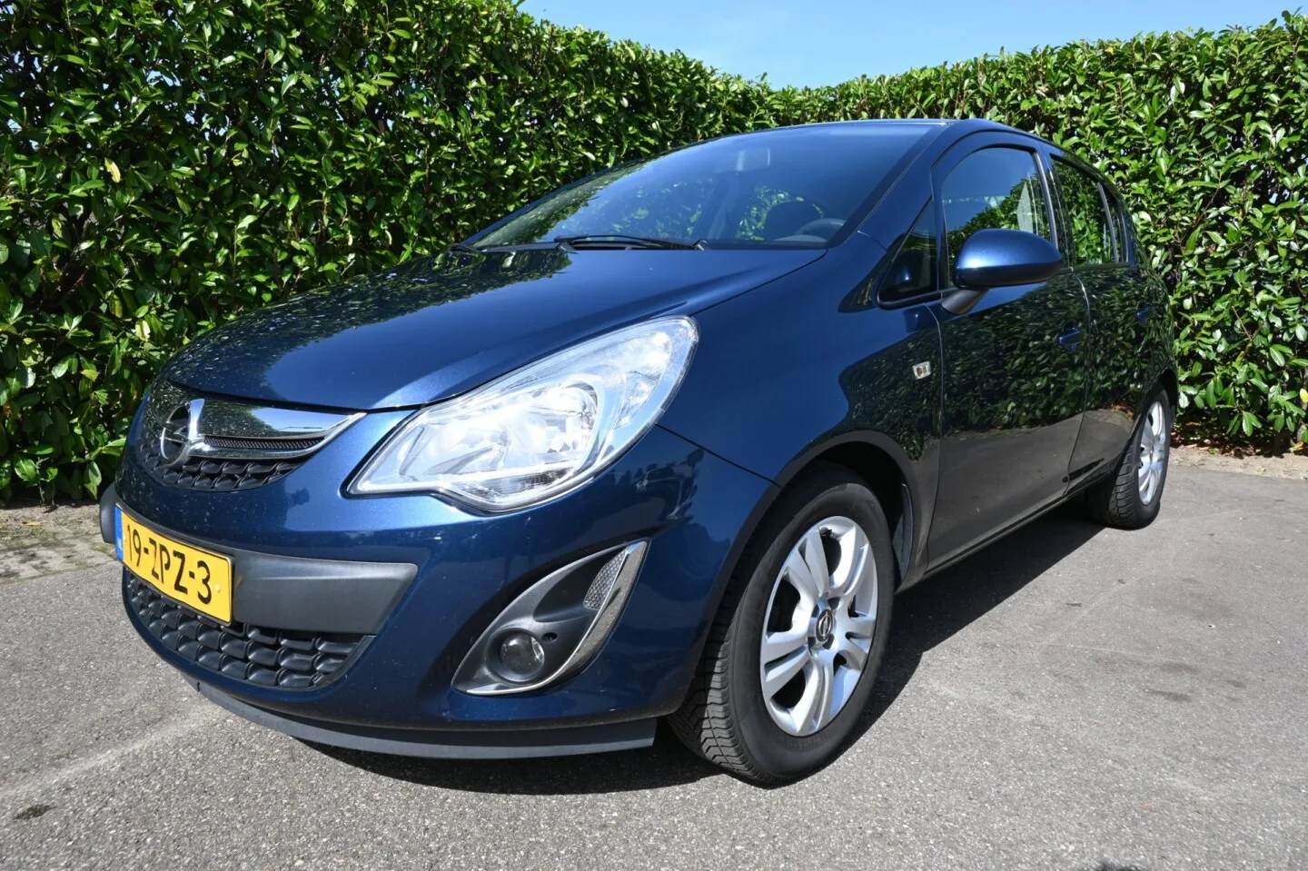 Opel Corsa (2013) — foto 1