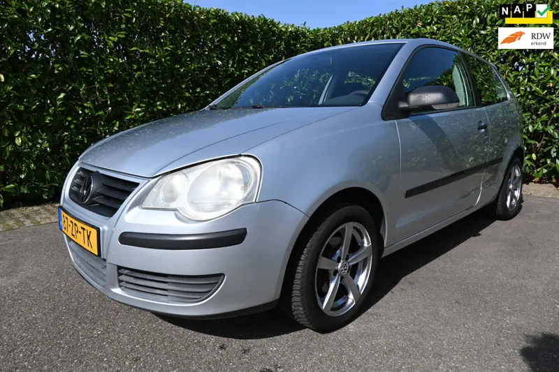 Volkswagen Polo (2008)