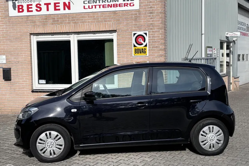 Volkswagen Up! (2014)