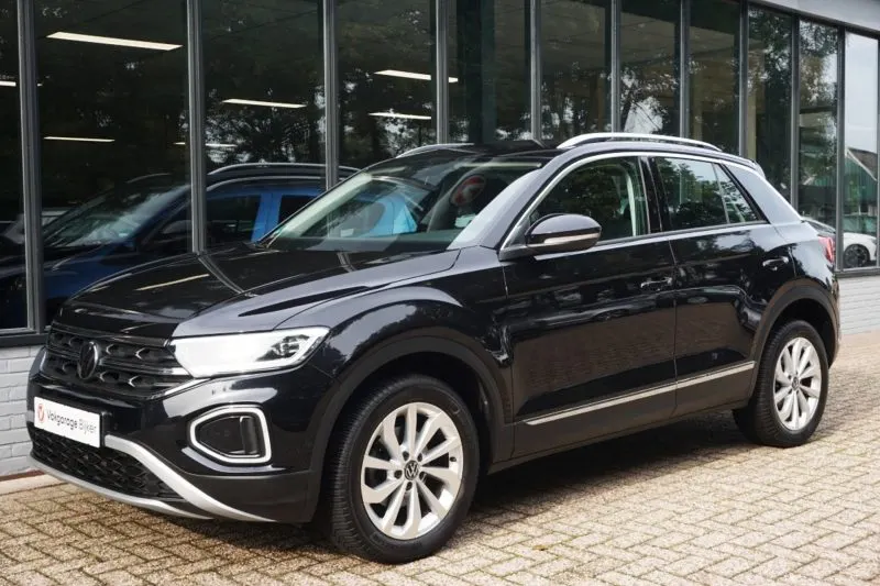 Volkswagen T-Roc (2022)