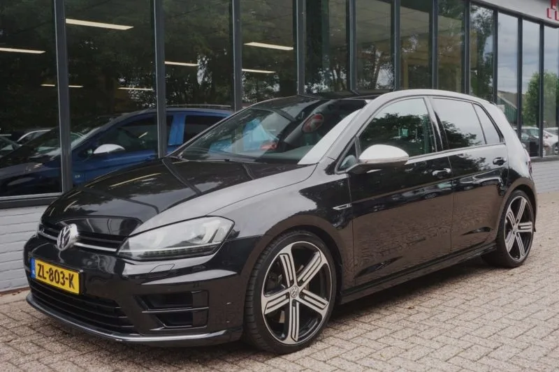 Volkswagen Golf (2026) — foto 1
