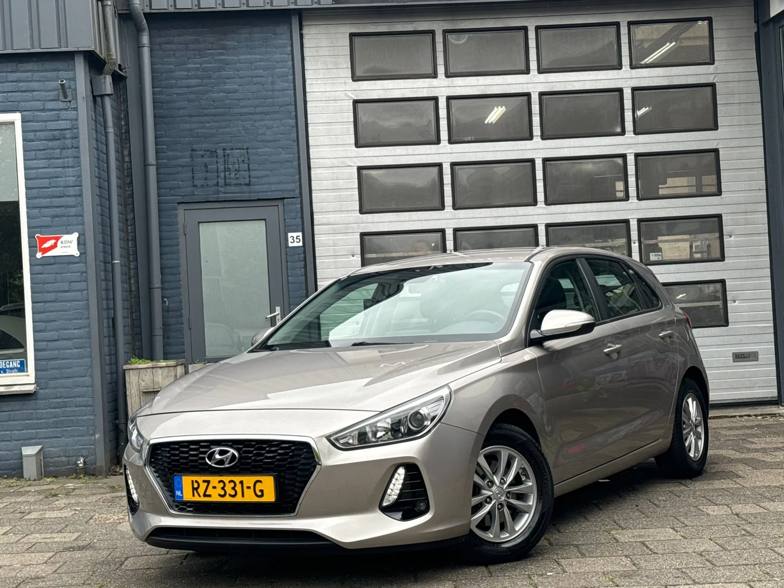 Hyundai i30 (2018) — foto 1