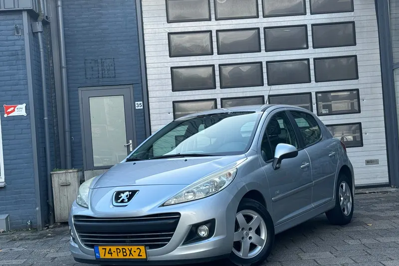 Peugeot 207 (2011)