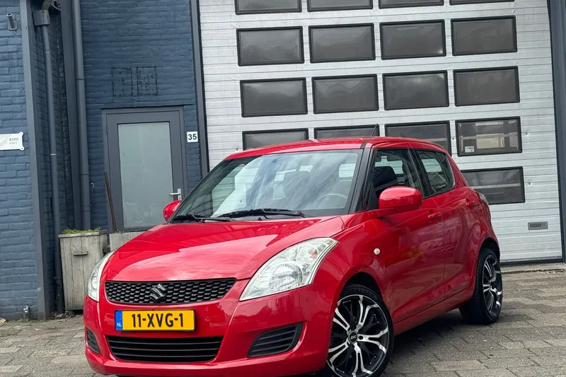 Suzuki Swift (2011)