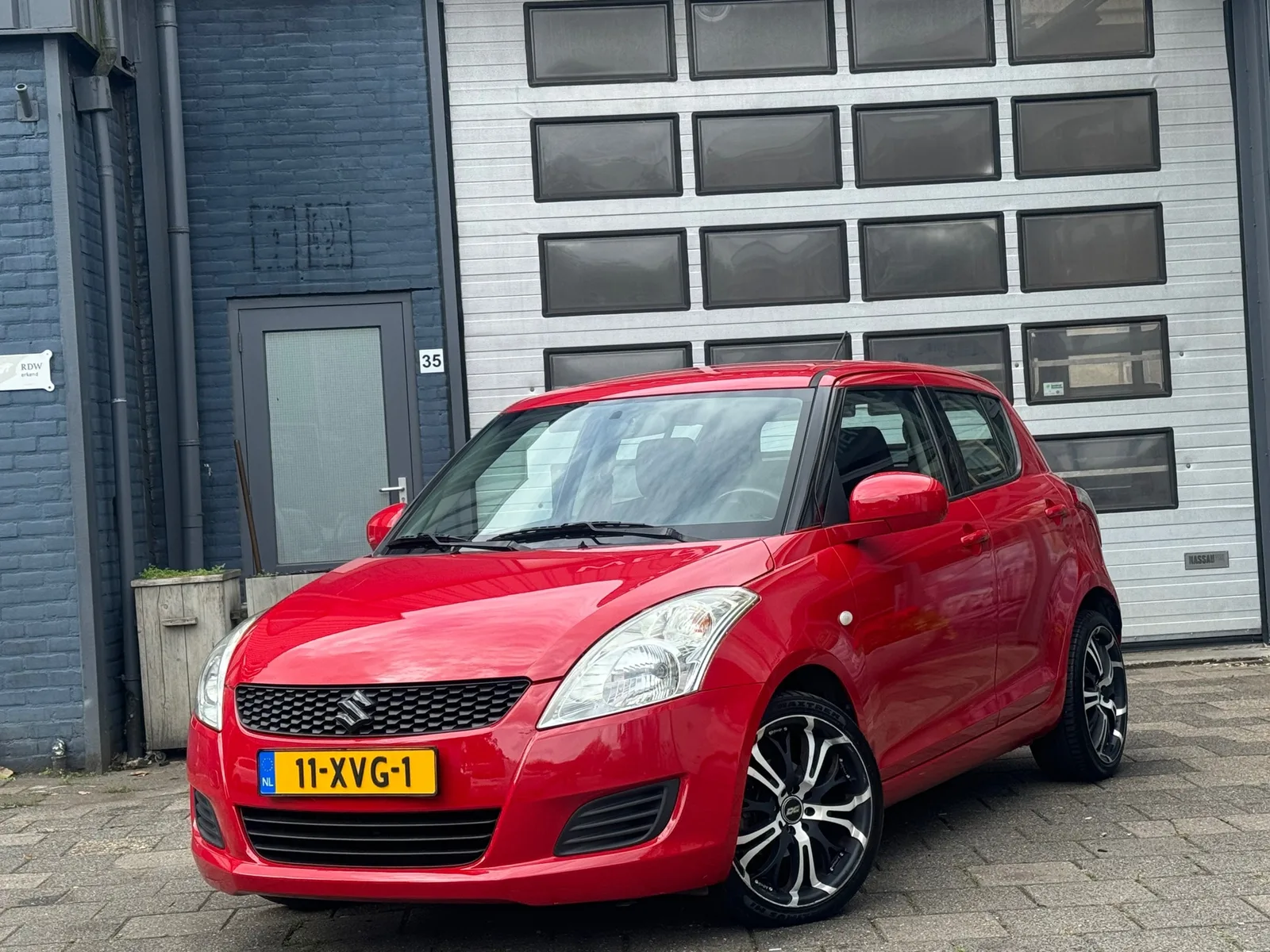 Suzuki Swift (2011) — foto 1