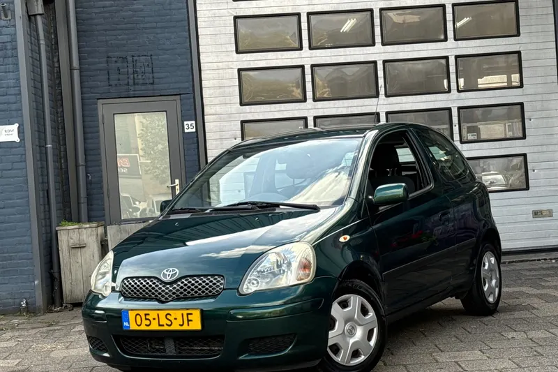 Toyota Yaris (2003)