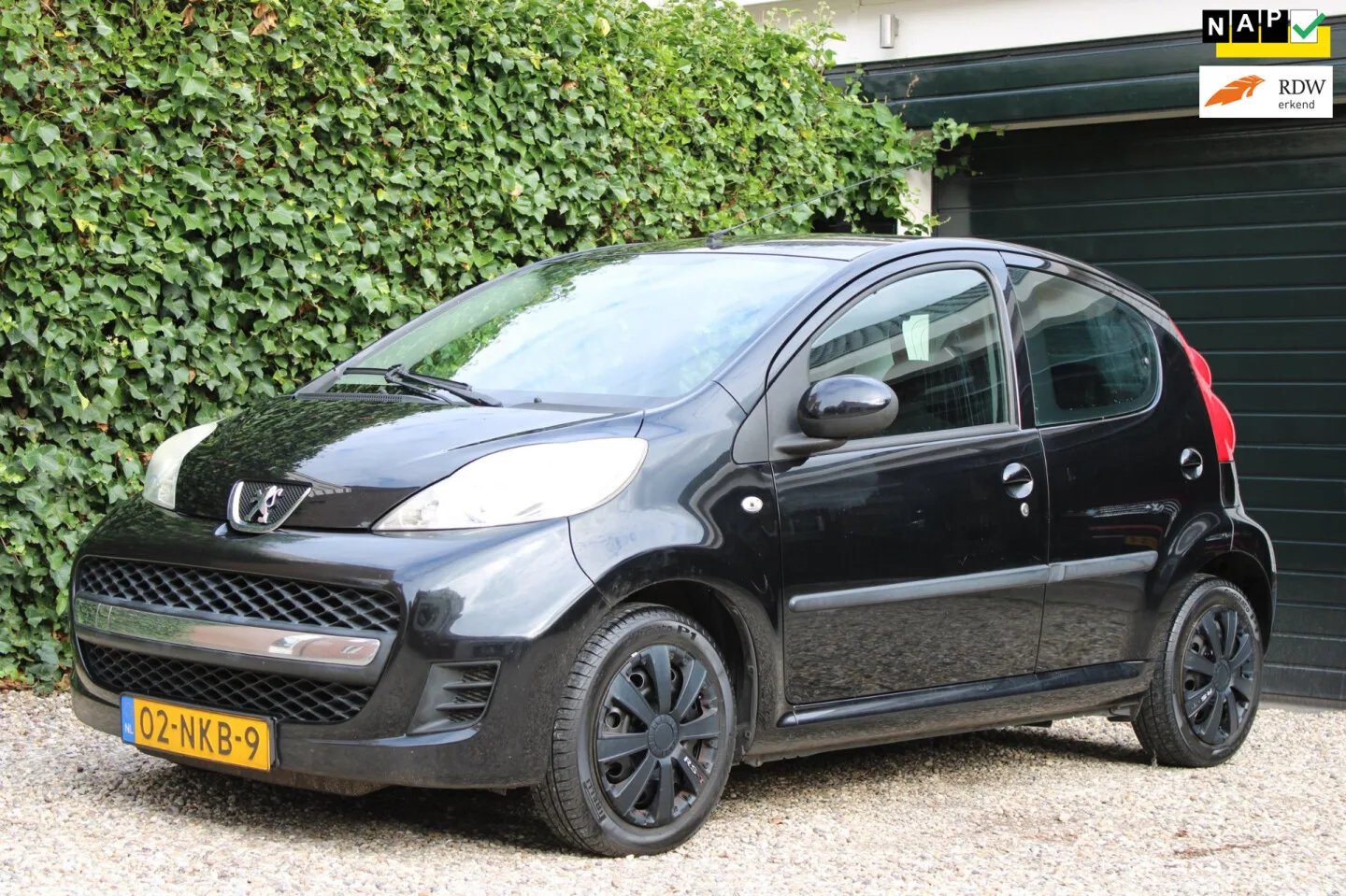 Peugeot 107 (2010) — foto 1