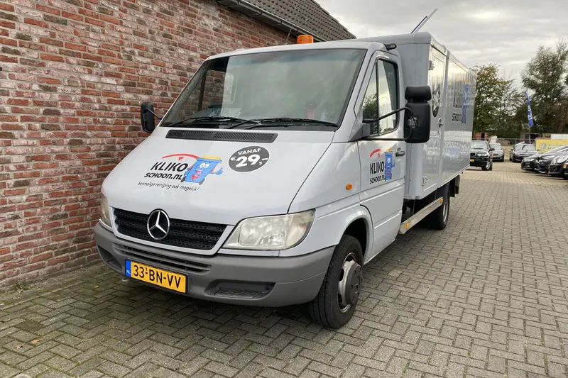 Mercedes-Benz Sprinter (2004)