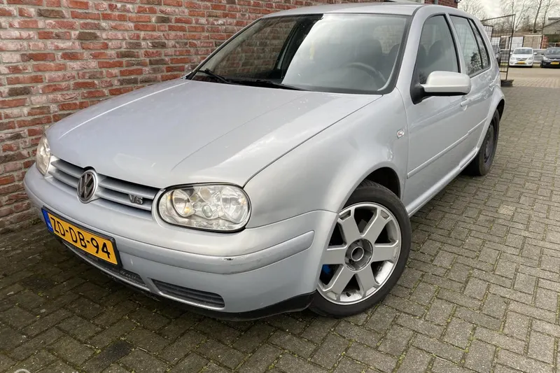Volkswagen Golf (1999)