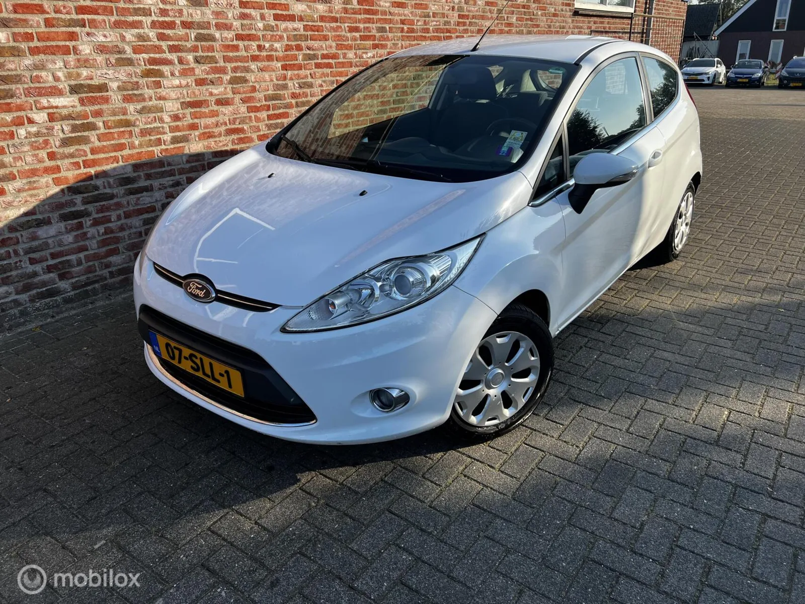 Ford Fiesta (2011) — foto 1
