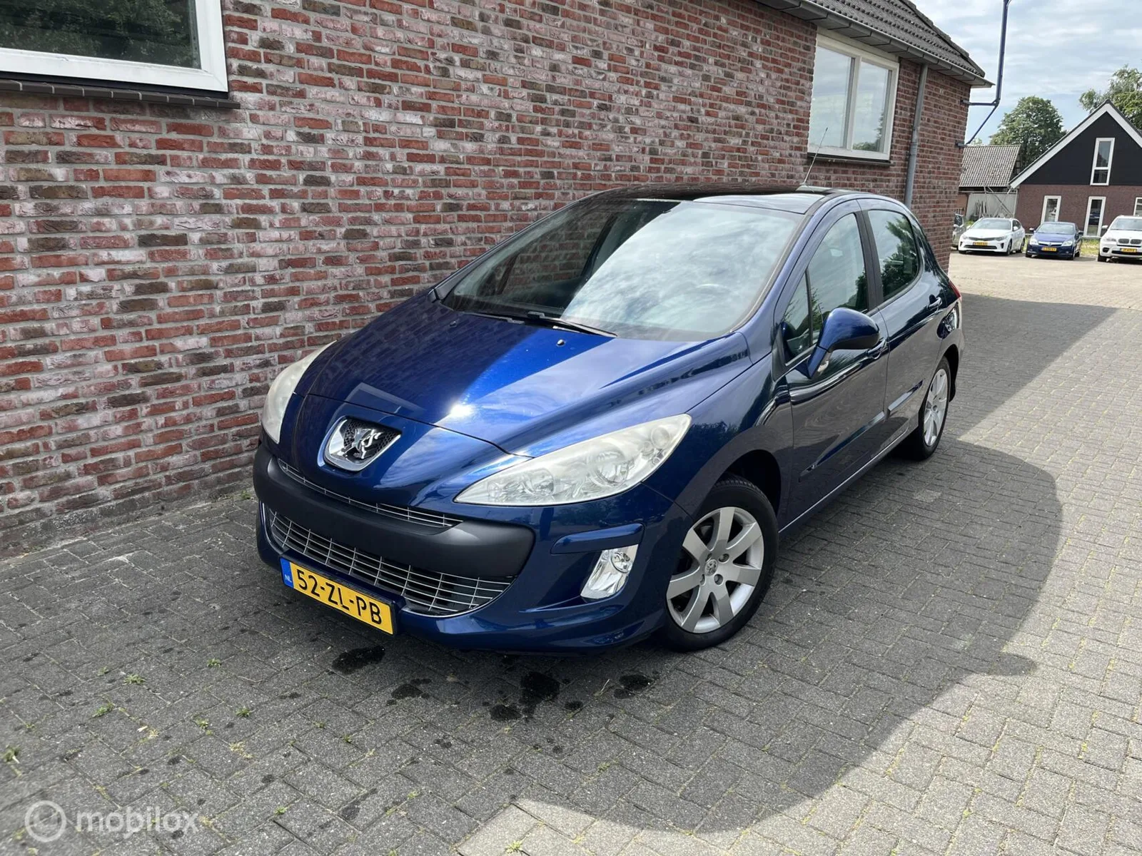 Peugeot 308 (2008) — foto 1