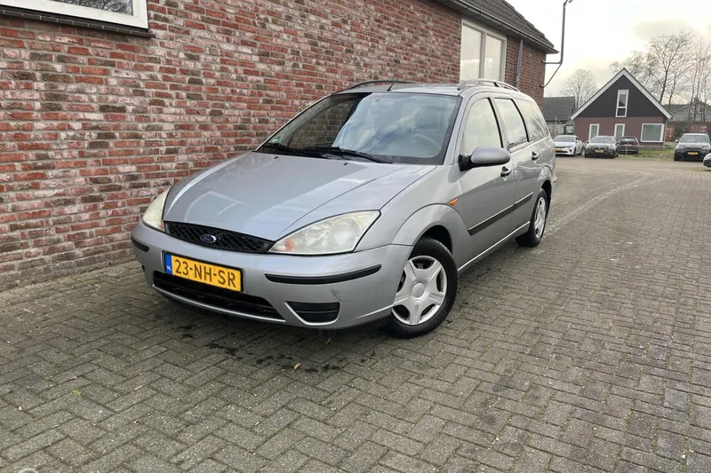 Ford Focus (2003)