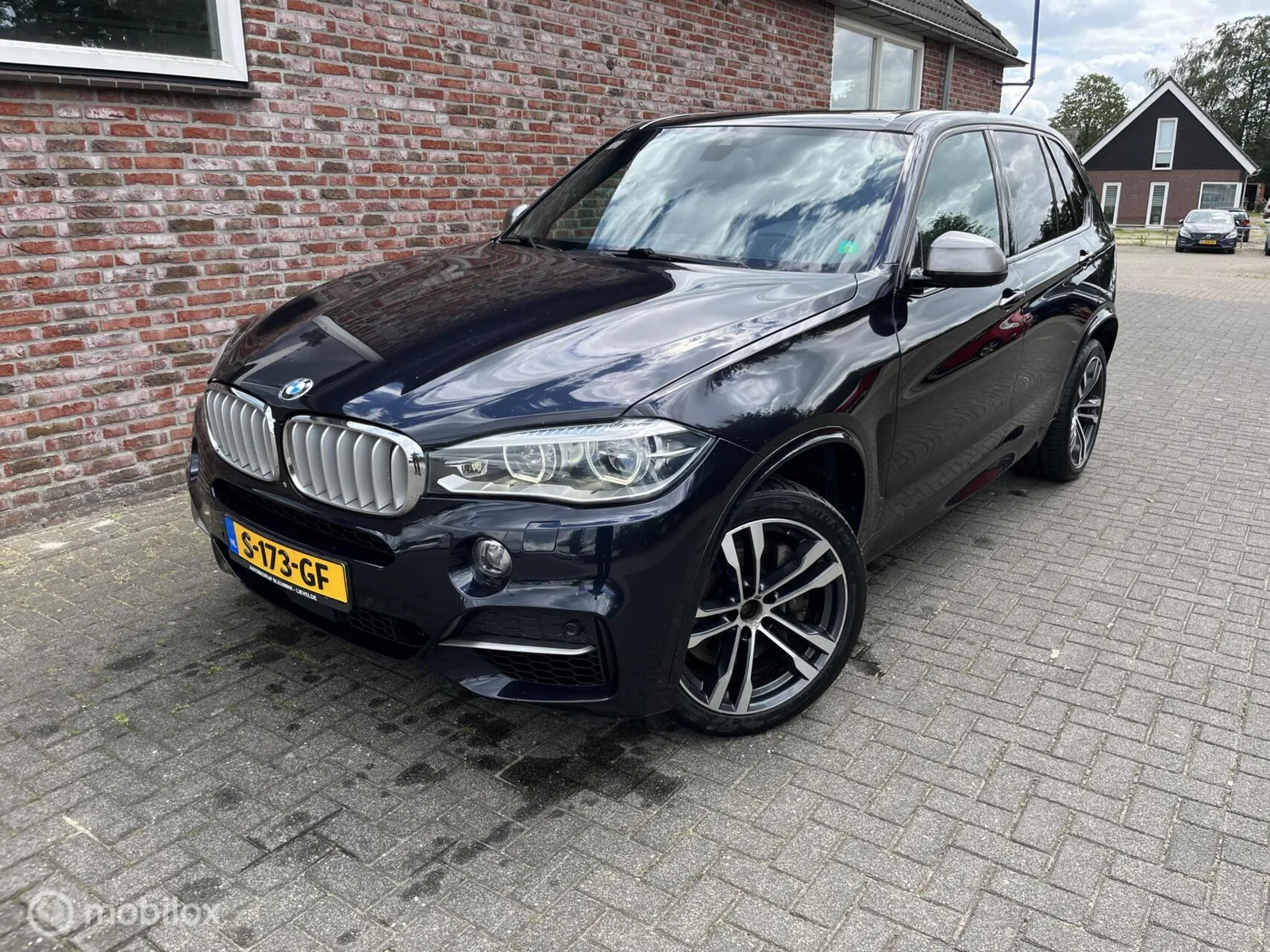 BMW X5 (2014) — foto 1