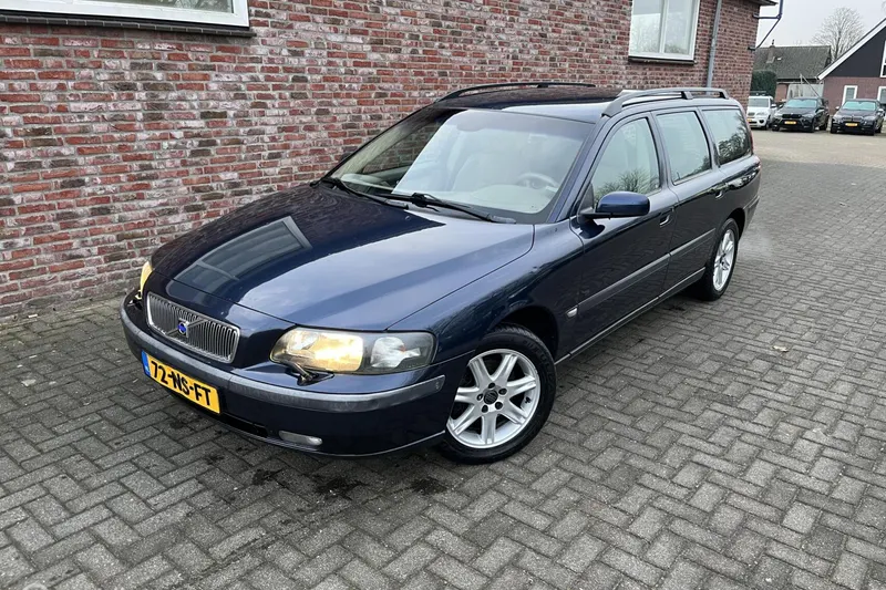 Volvo V70 (2004)