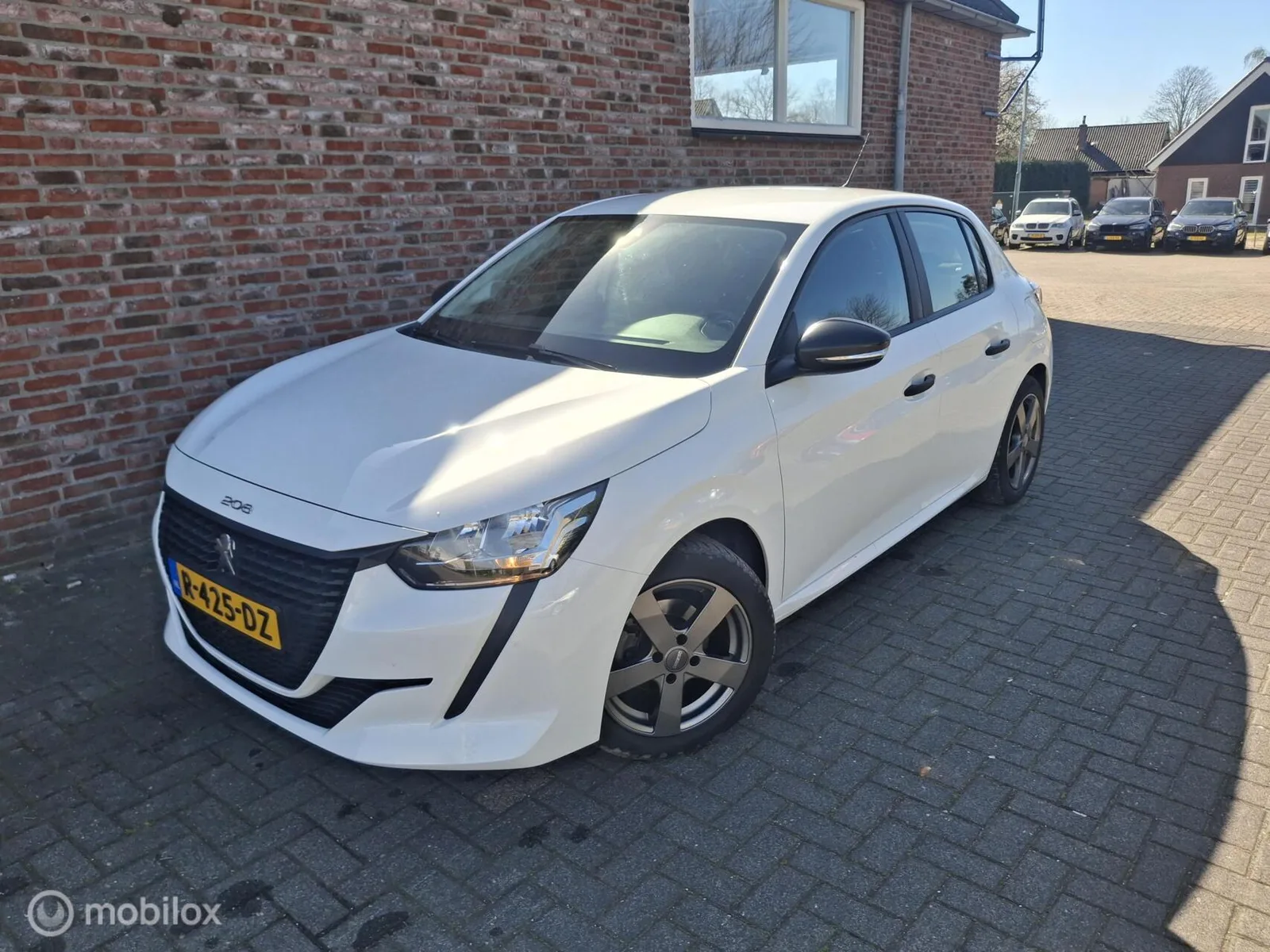 Peugeot 208 (2020) — foto 1