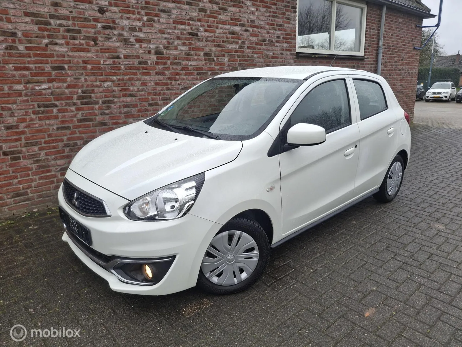 Mitsubishi Space Star (2016) — foto 1