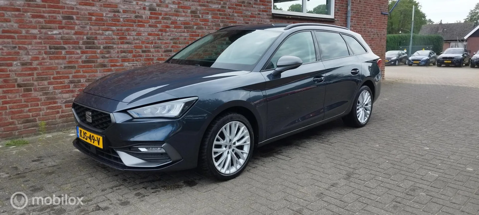 SEAT Leon Sportstourer (2021) — foto 1