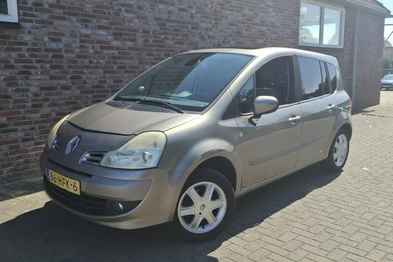 Renault Modus (2008)