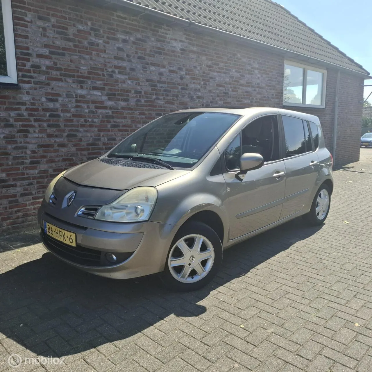 Renault Modus (2008) — foto 1