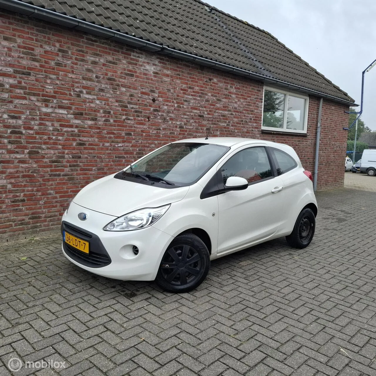 Ford Ka (2010) — foto 1
