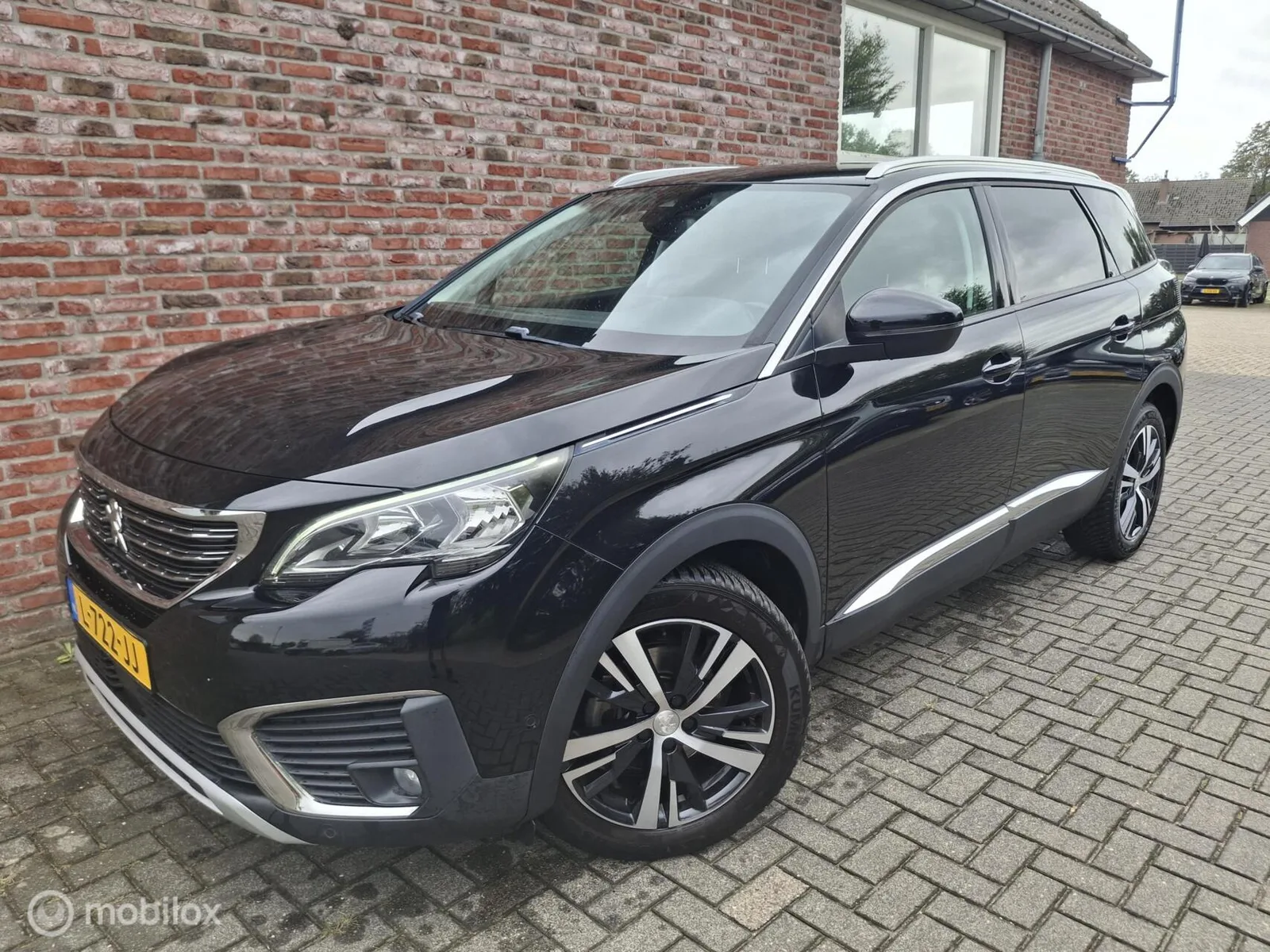 Peugeot 5008 (2018) — foto 1