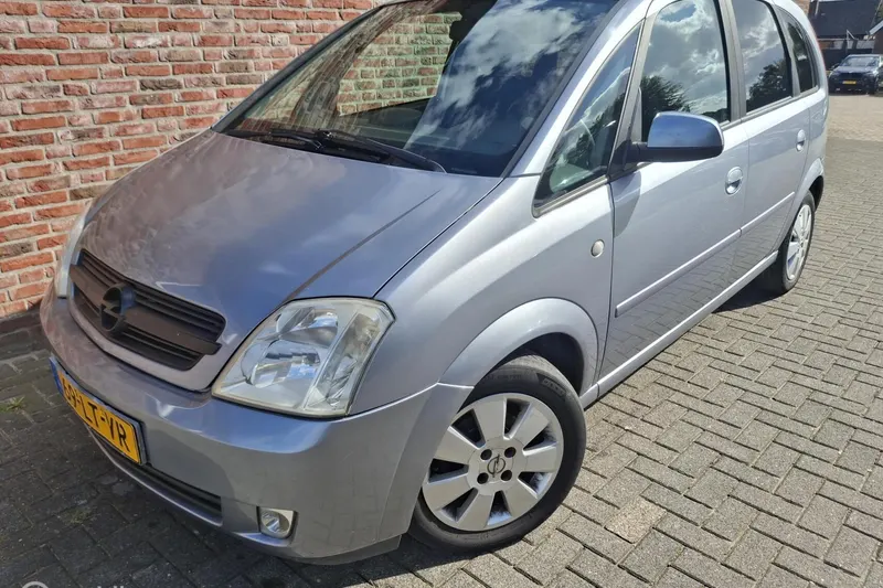 Opel Meriva (2003)