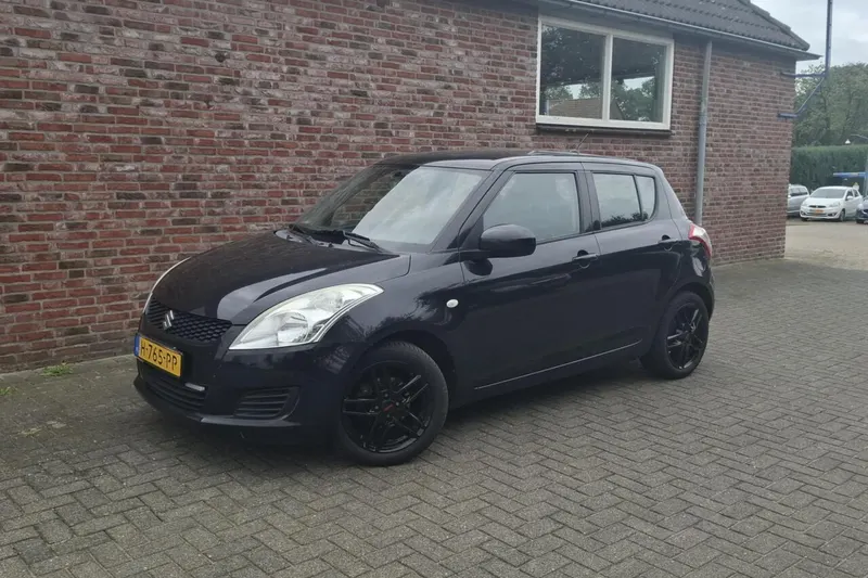 Suzuki Swift (2011)