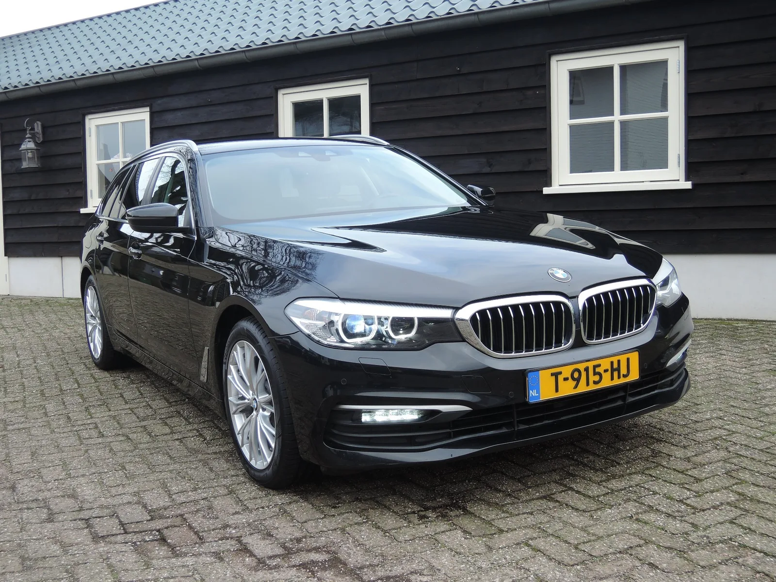 BMW 5-Serie (2019) — foto 1